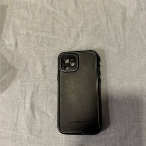 iPhone 12 Lifeproof case